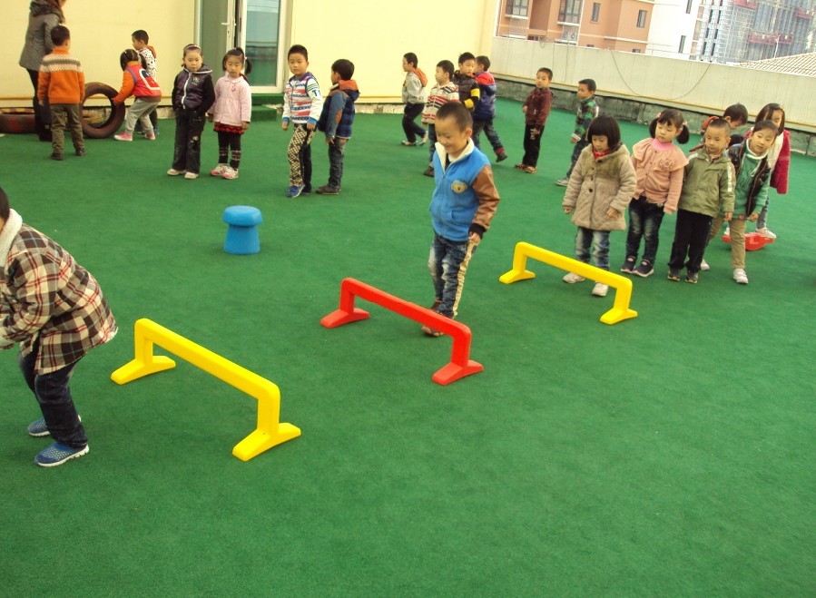 人造草坪幼兒園價格產(chǎn)品圖