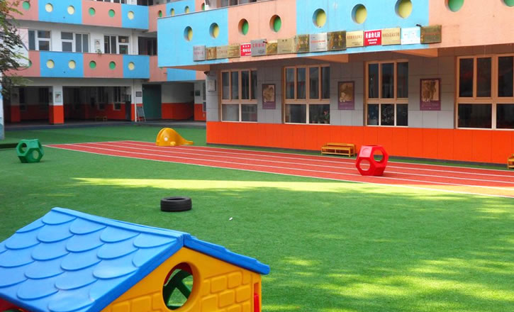 幼兒園人造草坪多少錢一平方？